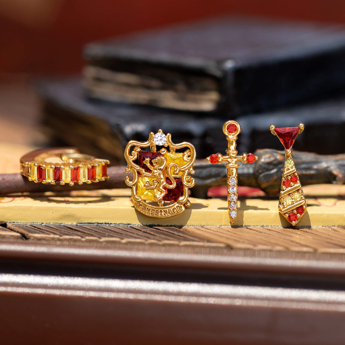 Harry Potter Gryffindor Küpe Seti